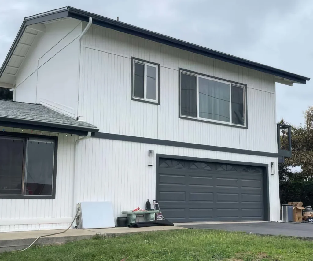 kstyle-vertical1 K-style gutter with downspouts - Installed